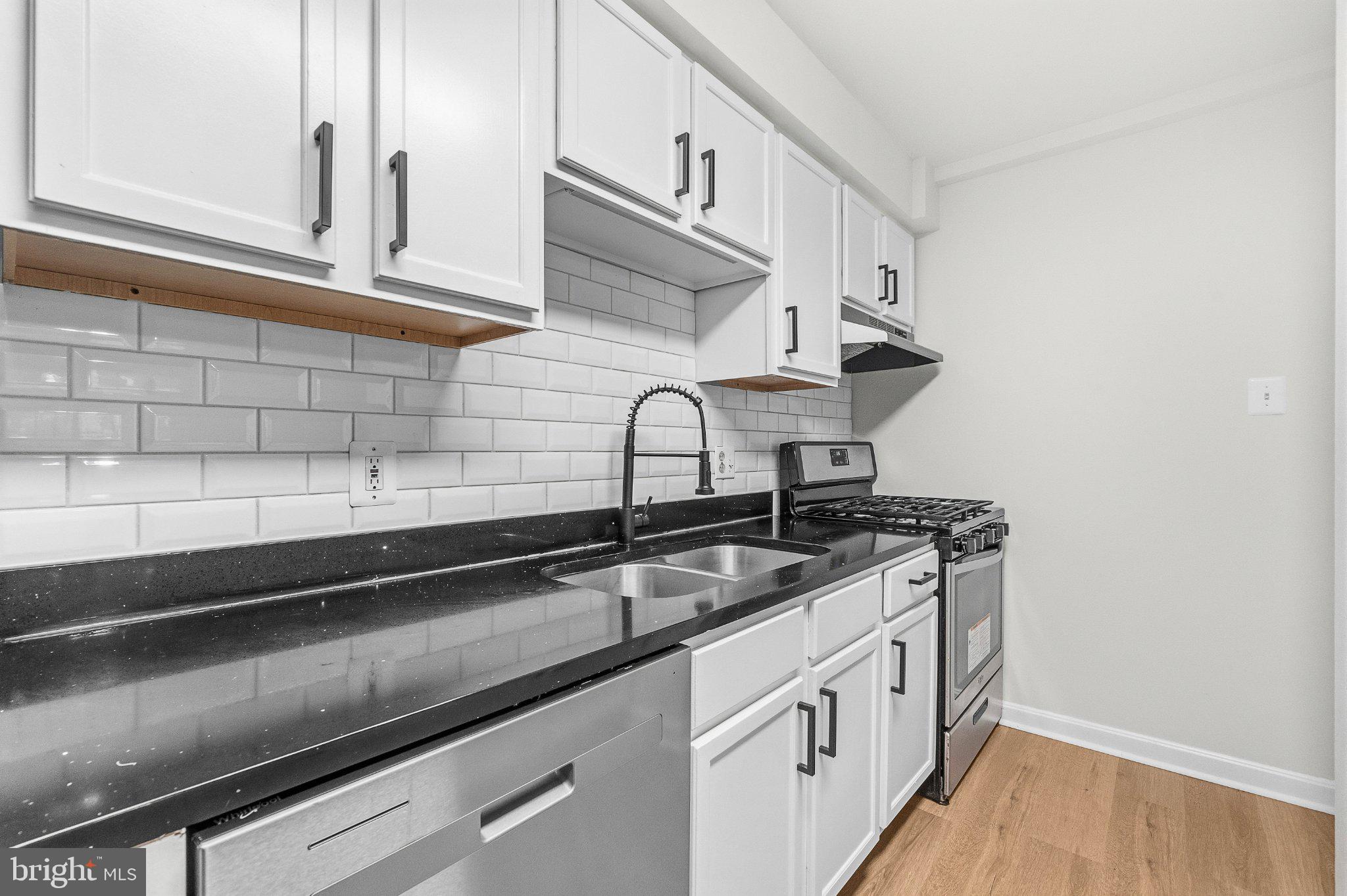 WARRENTON GARDENS - Residential