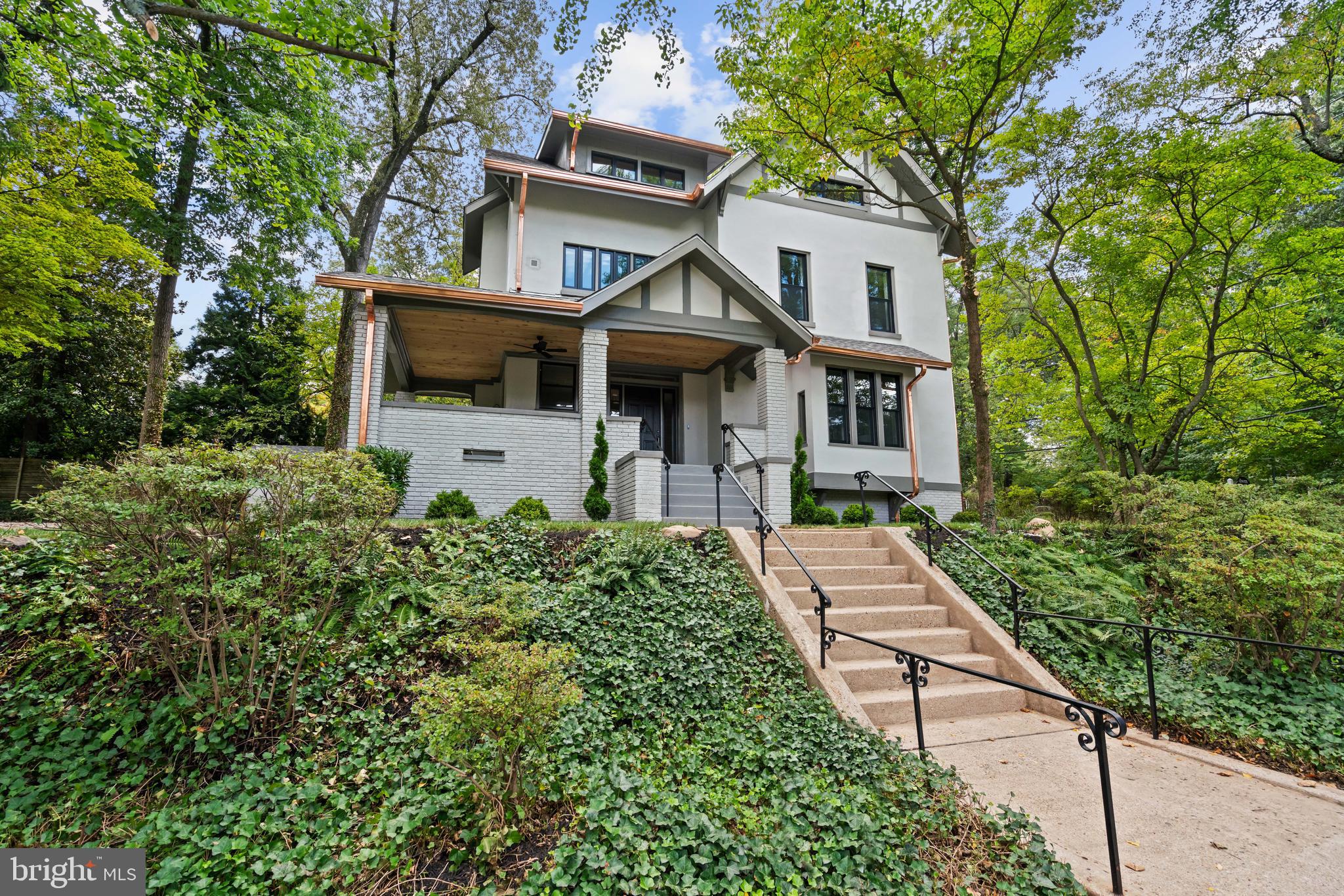 3748 HUNTINGTON STREET NW