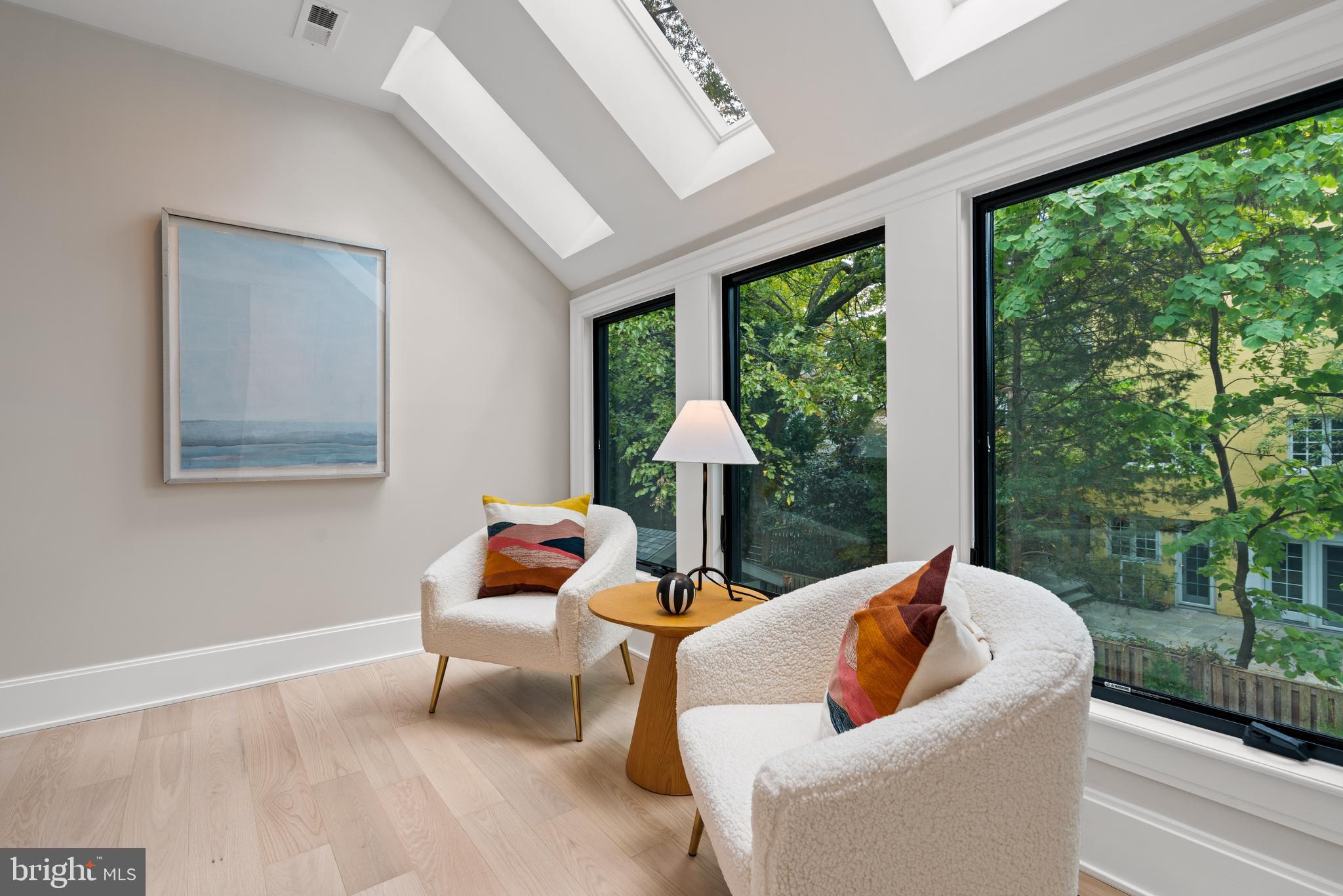 CHEVY CHASE - Residential