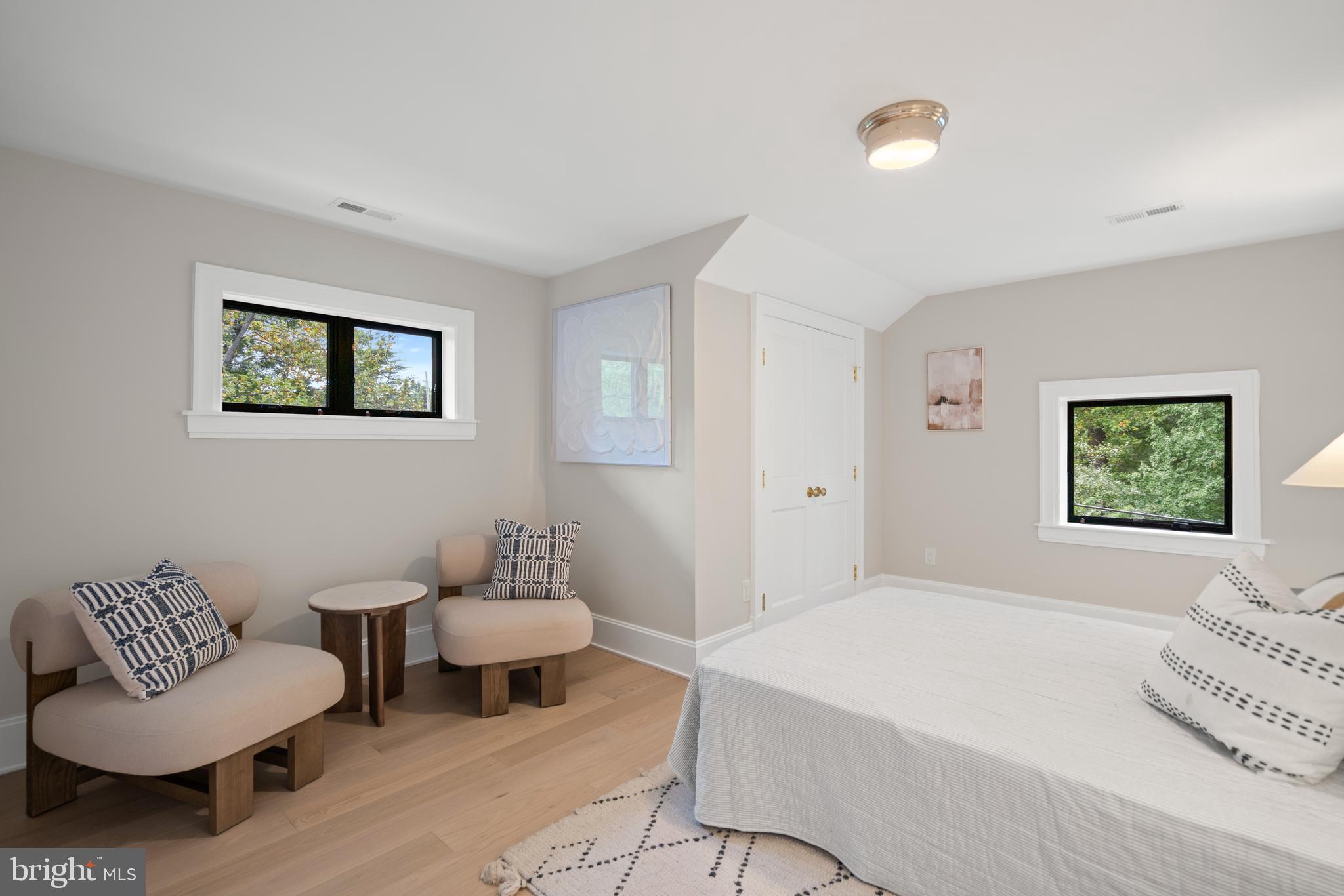 CHEVY CHASE - Residential
