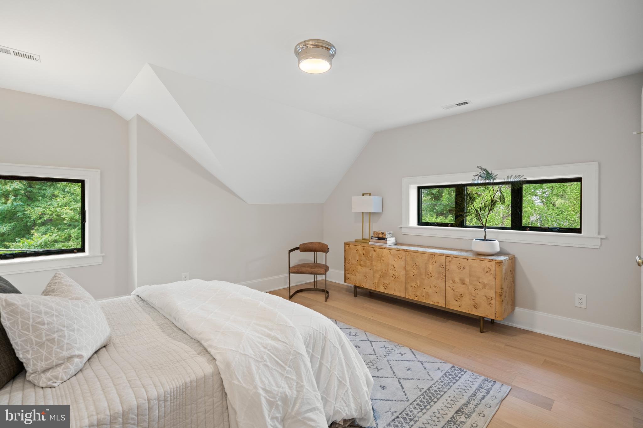CHEVY CHASE - Residential