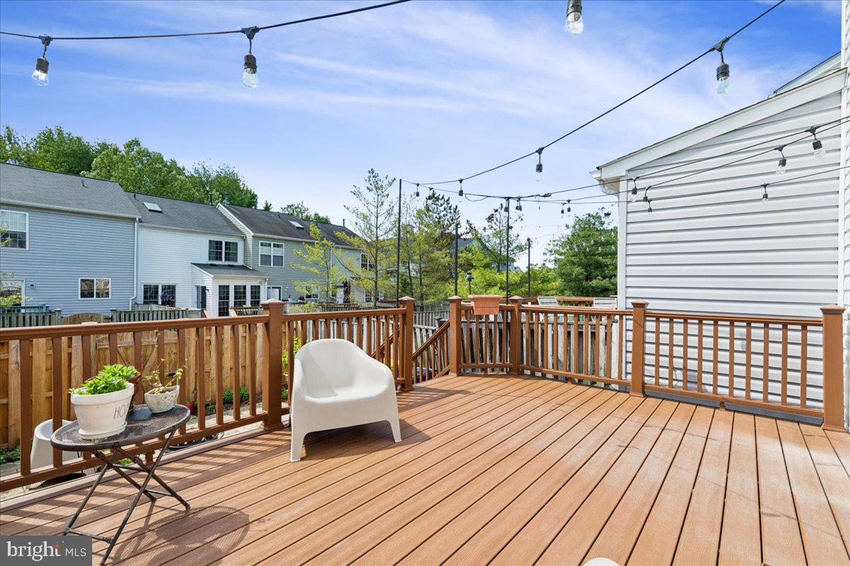 SOUTH RIVER COLONY - Residential