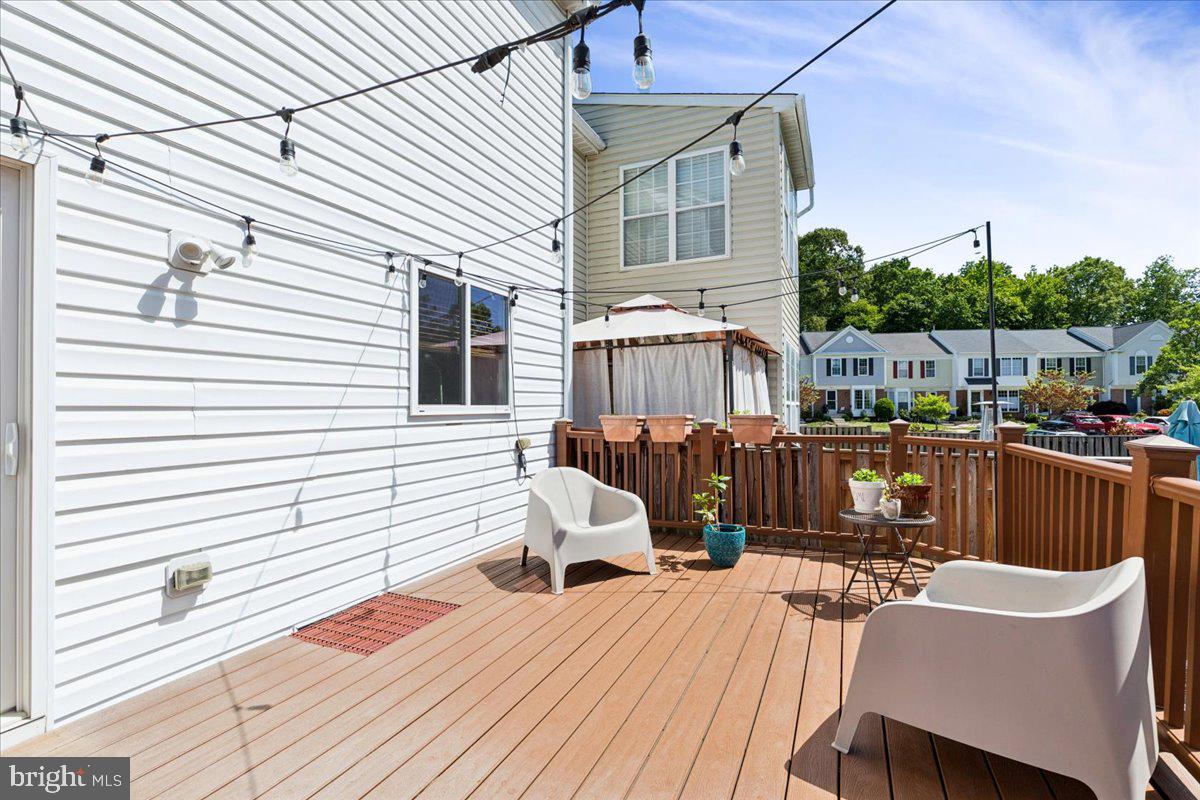 SOUTH RIVER COLONY - Residential