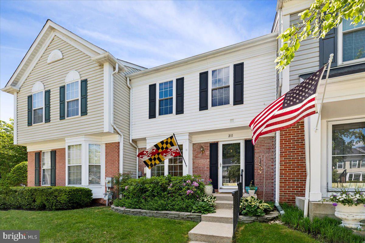 SOUTH RIVER COLONY - Residential