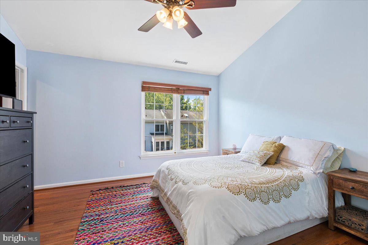 SOUTH RIVER COLONY - Residential
