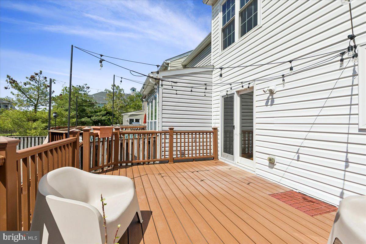 SOUTH RIVER COLONY - Residential