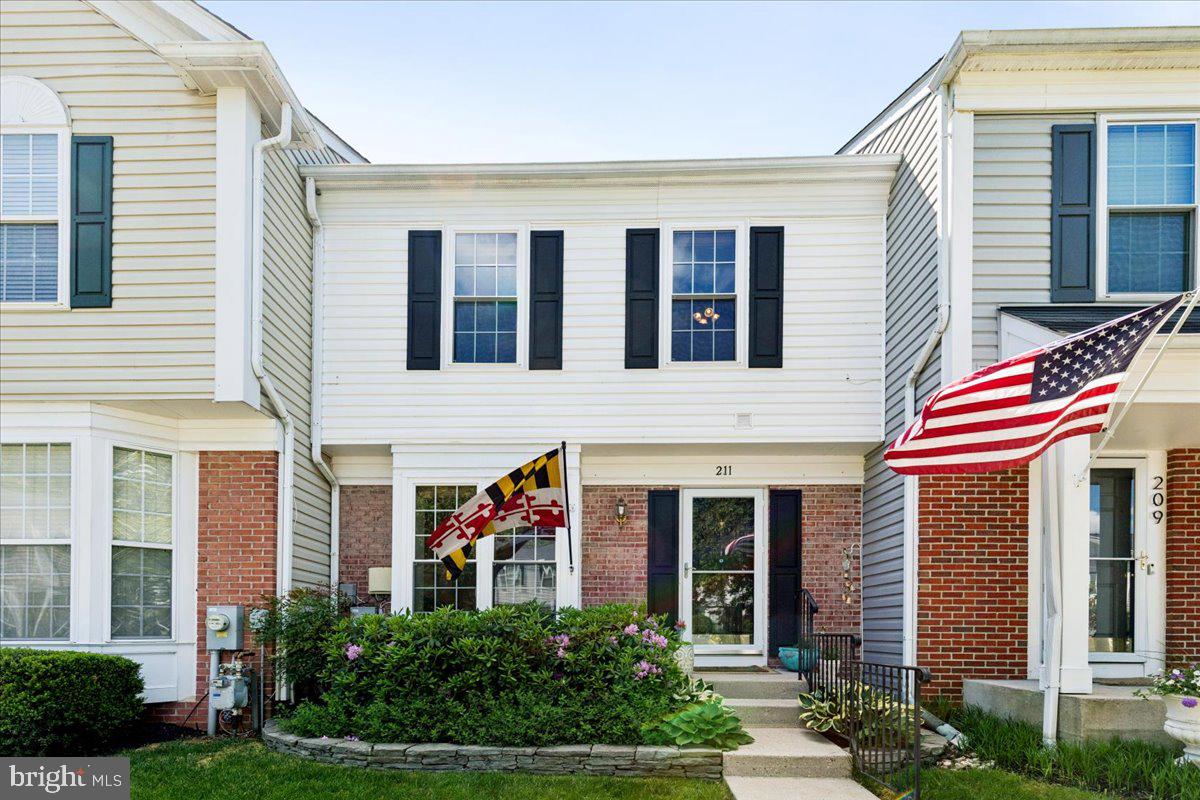 SOUTH RIVER COLONY - Residential
