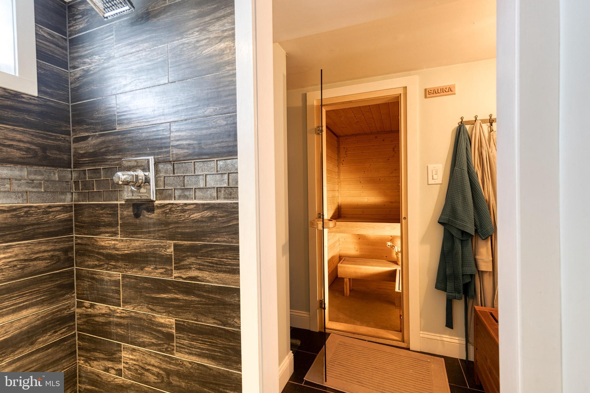 MAYFIELD - Residential