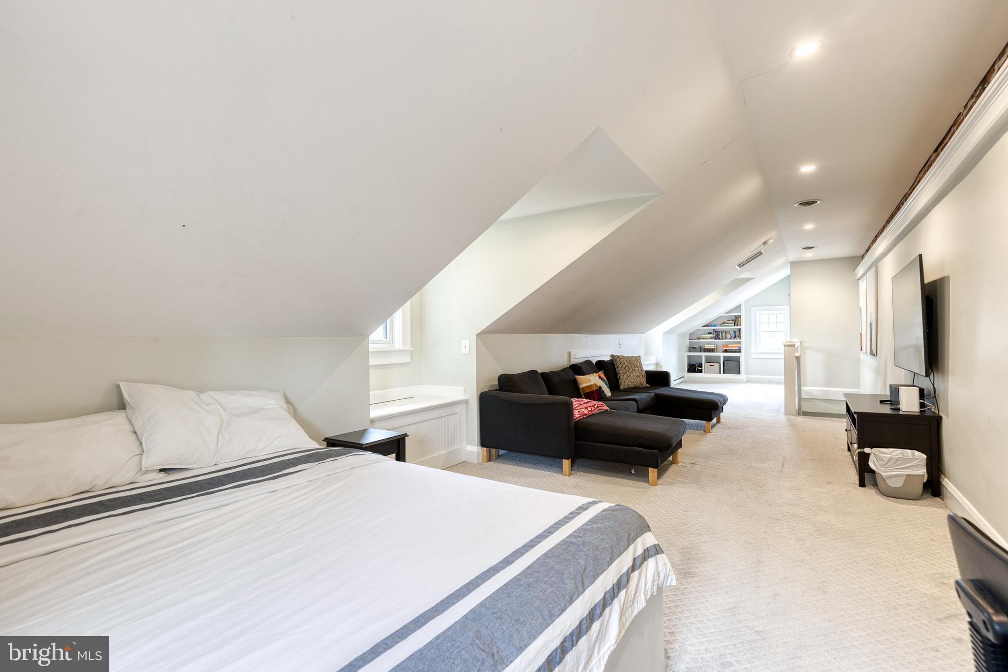 MAYFIELD - Residential