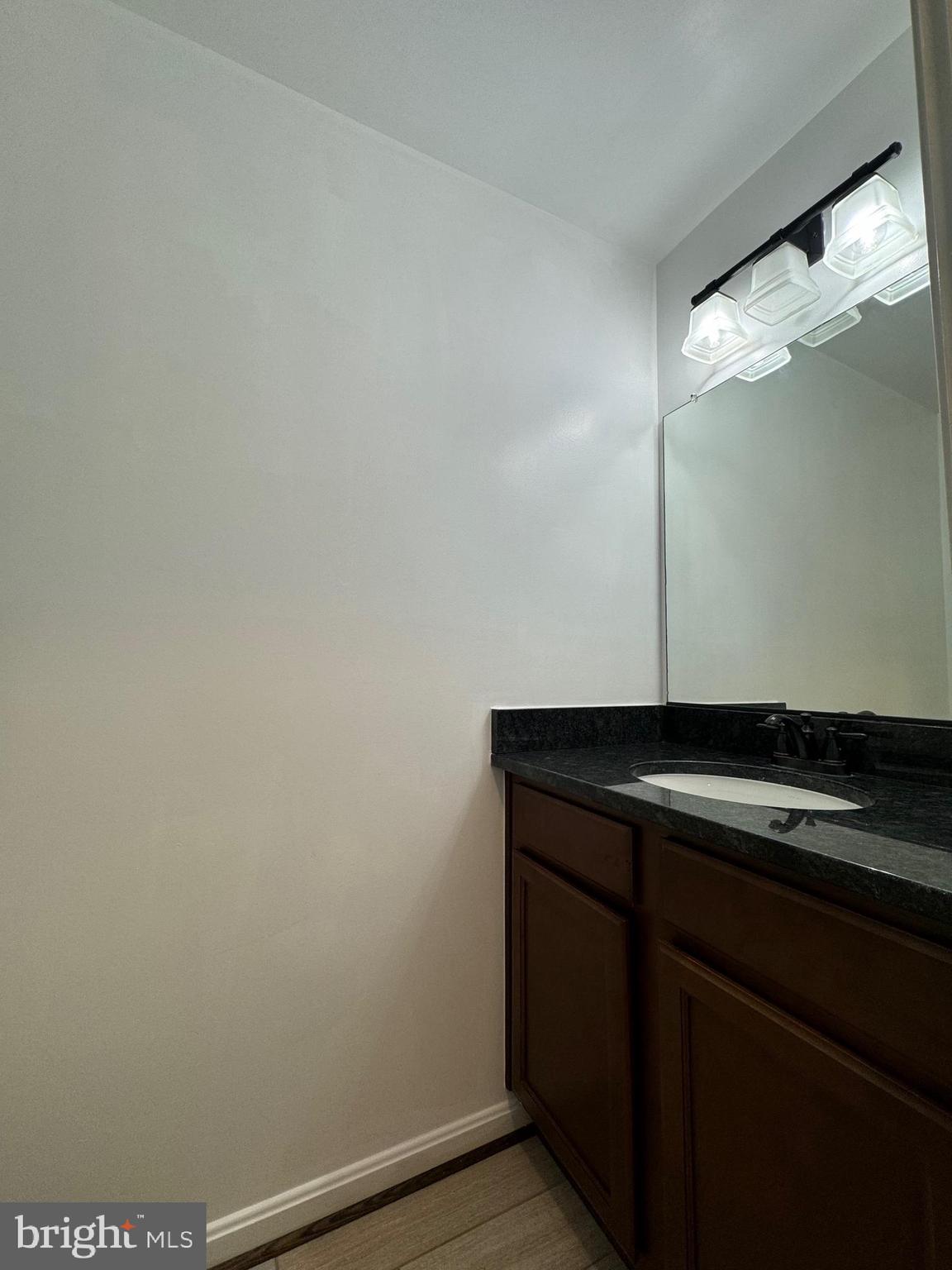 LAKE RIDGE - Residential Lease