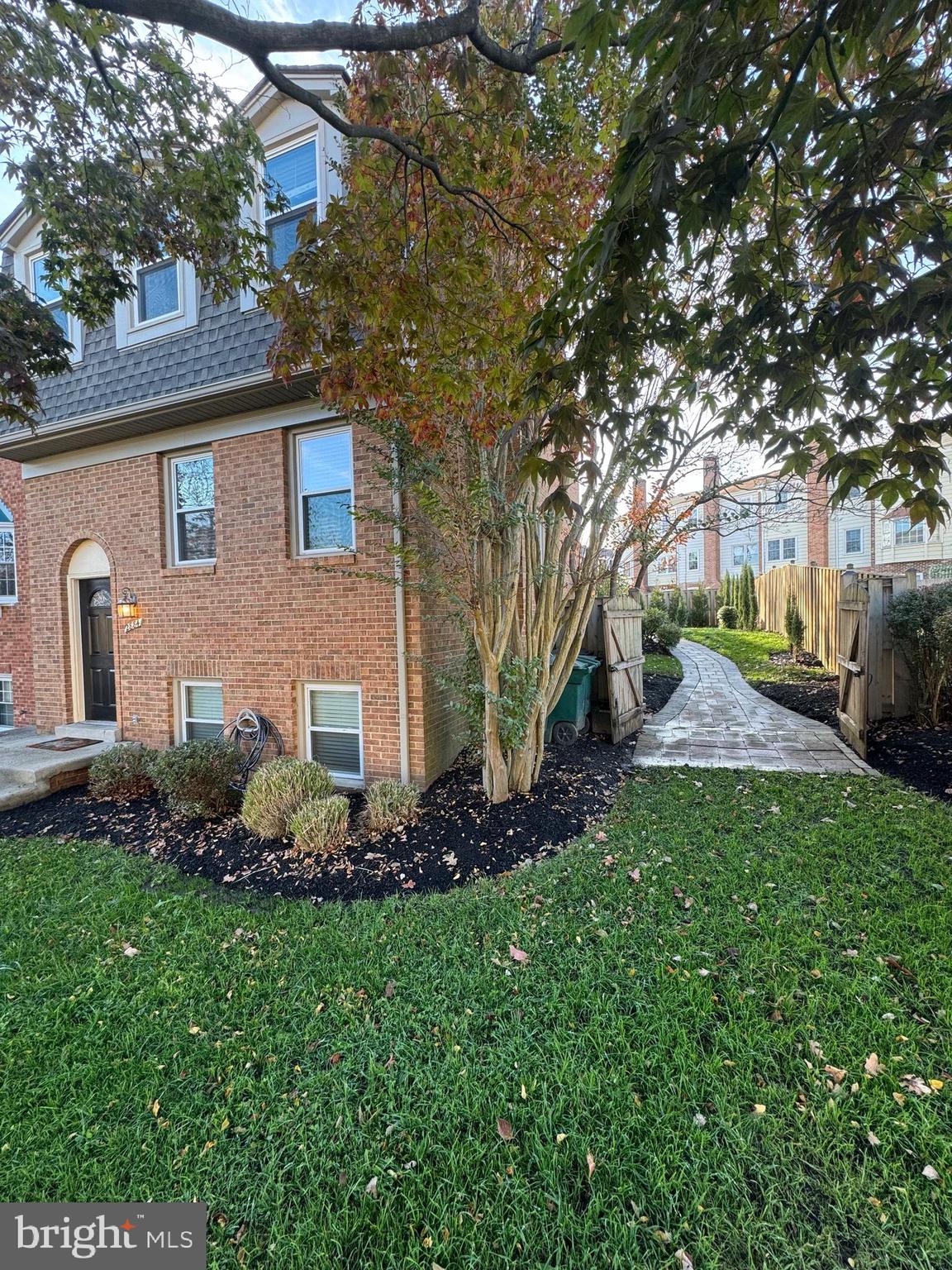 LAKE RIDGE - Residential Lease