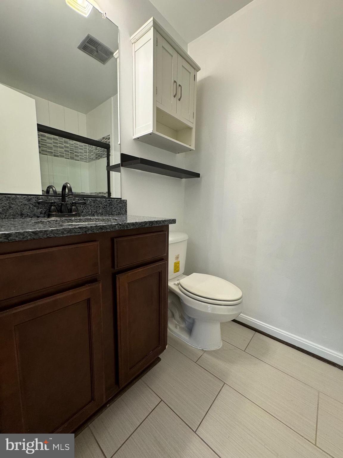 LAKE RIDGE - Residential Lease