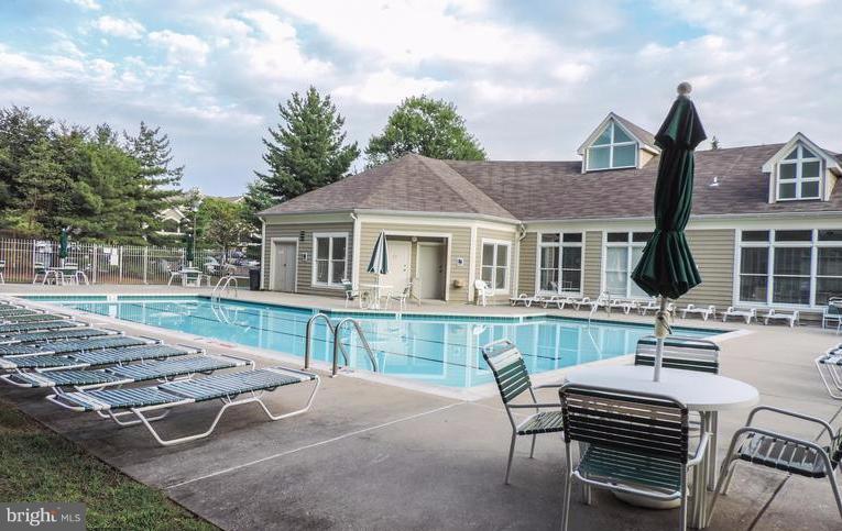 HARBOUR GATES - Residential