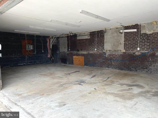 WEST PASSYUNK - Commercial Lease