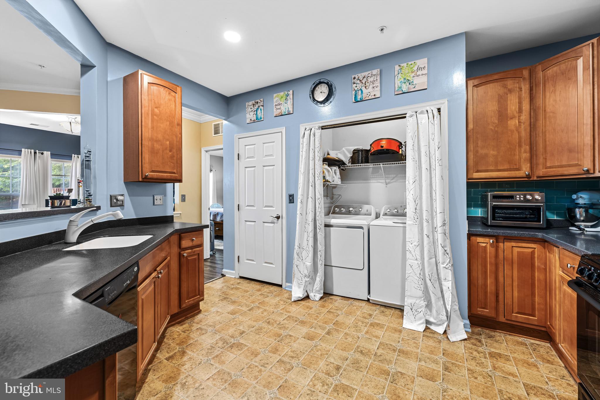 GLYNDON TRACE - Residential