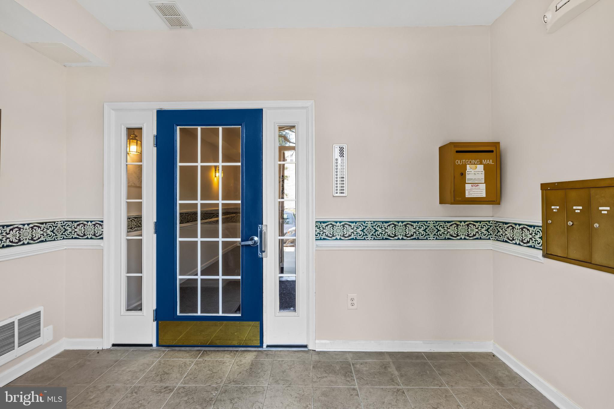 GLYNDON TRACE - Residential