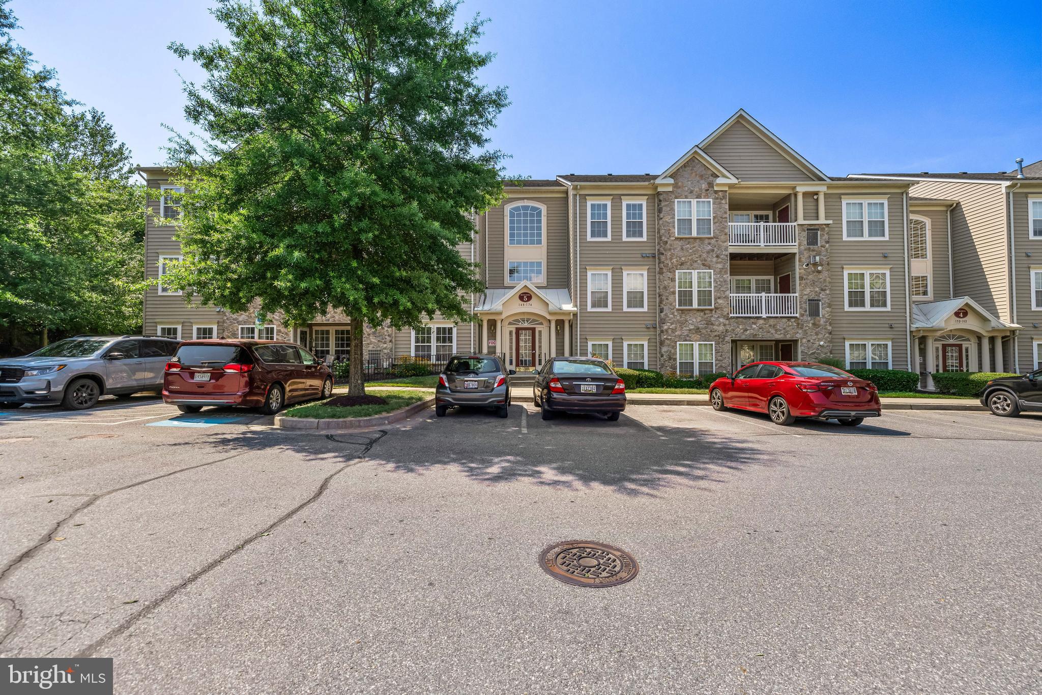 GLYNDON TRACE - Residential