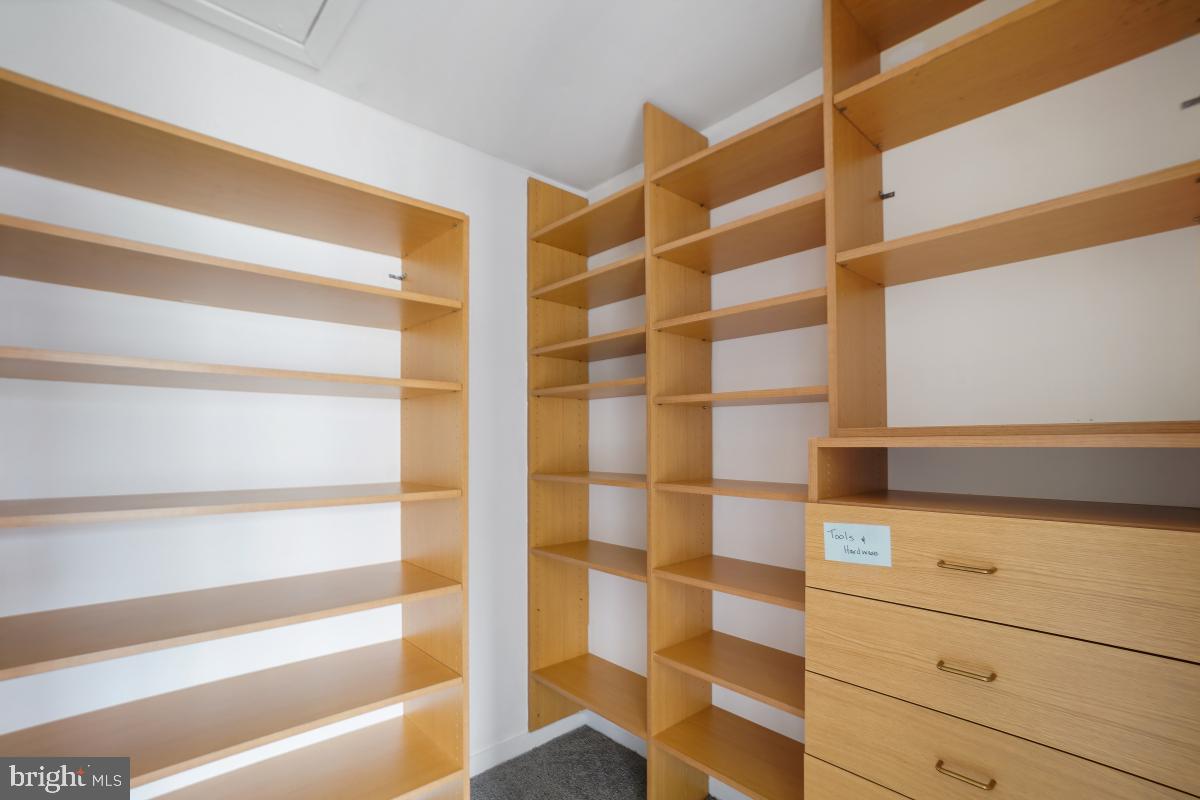 WALKERS RIDGE - Residential