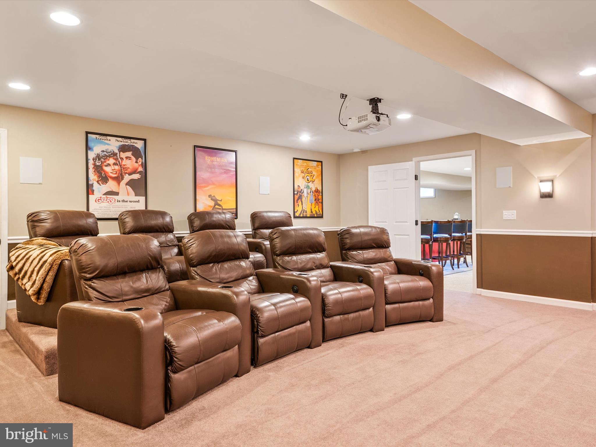 NORTH BROOK - Residential