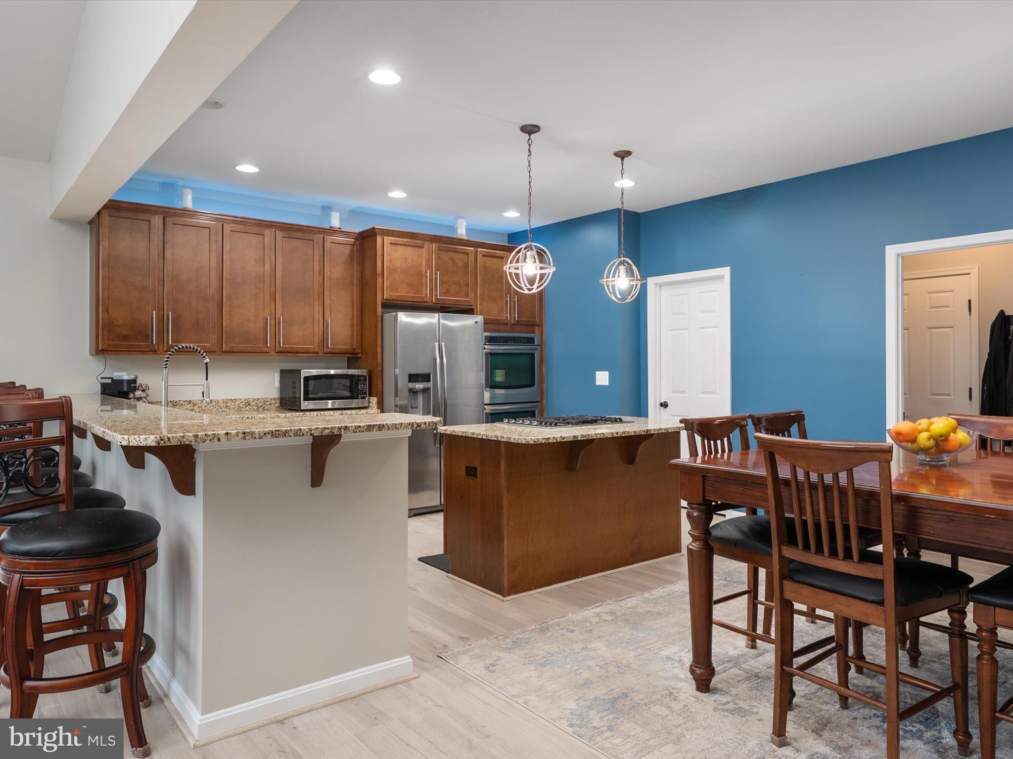 NORTH BROOK - Residential