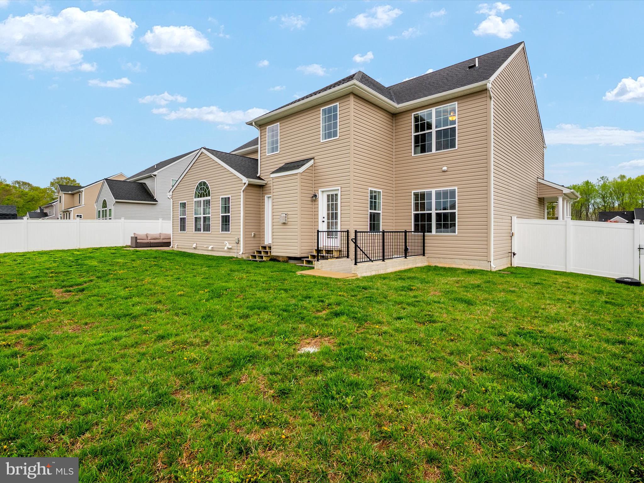 NORTH BROOK - Residential