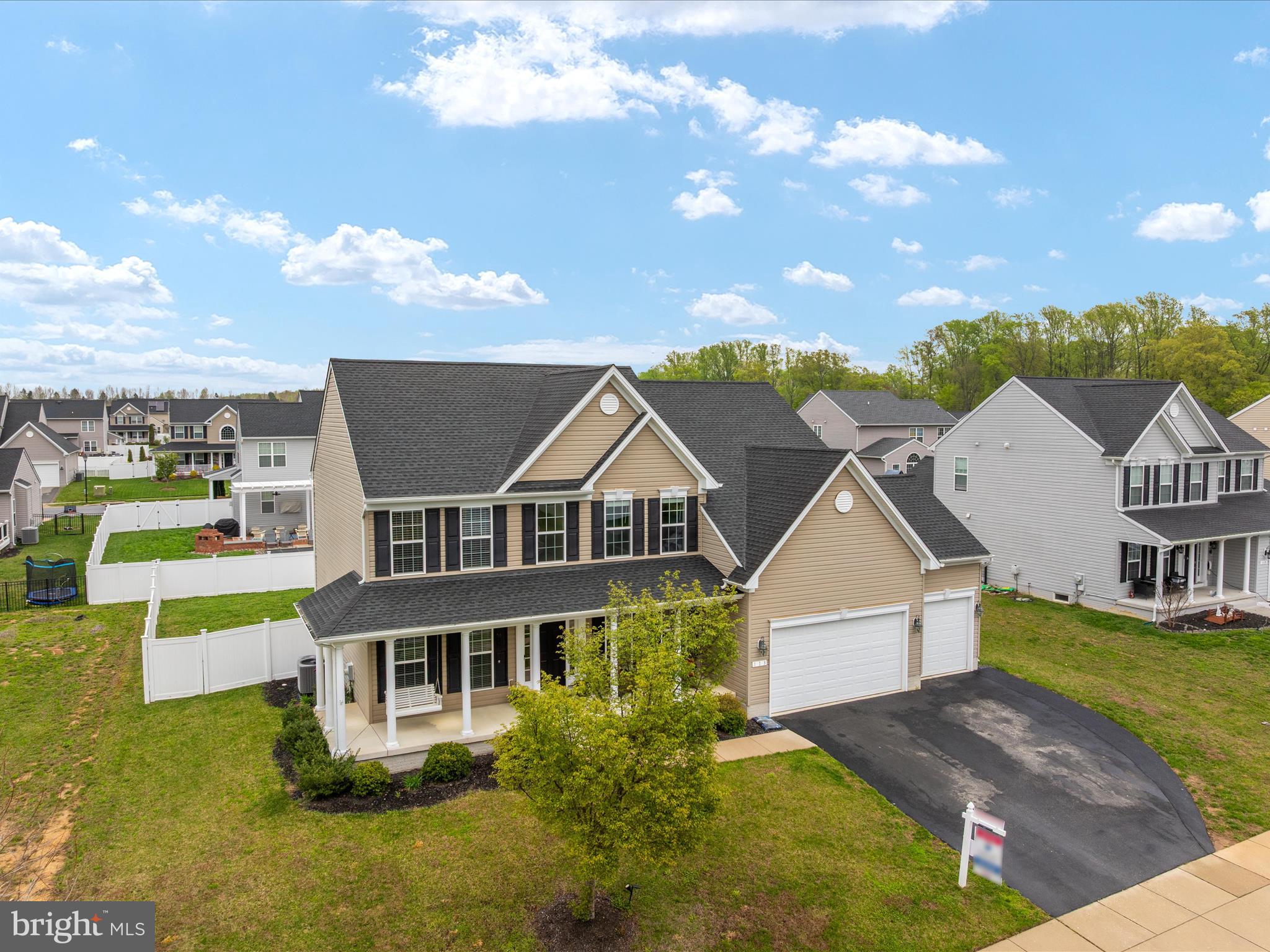 113 FAIR BROOK WAY