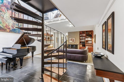 Townhouse For Sale - 2014 Lombard Street<br/> PHILADELPHIA, PA 19146