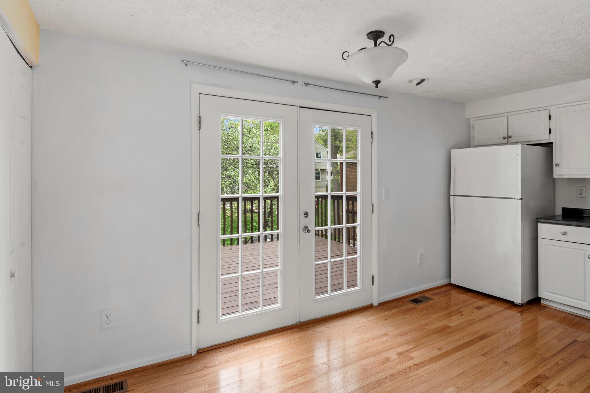 KINGS MEADE - Residential