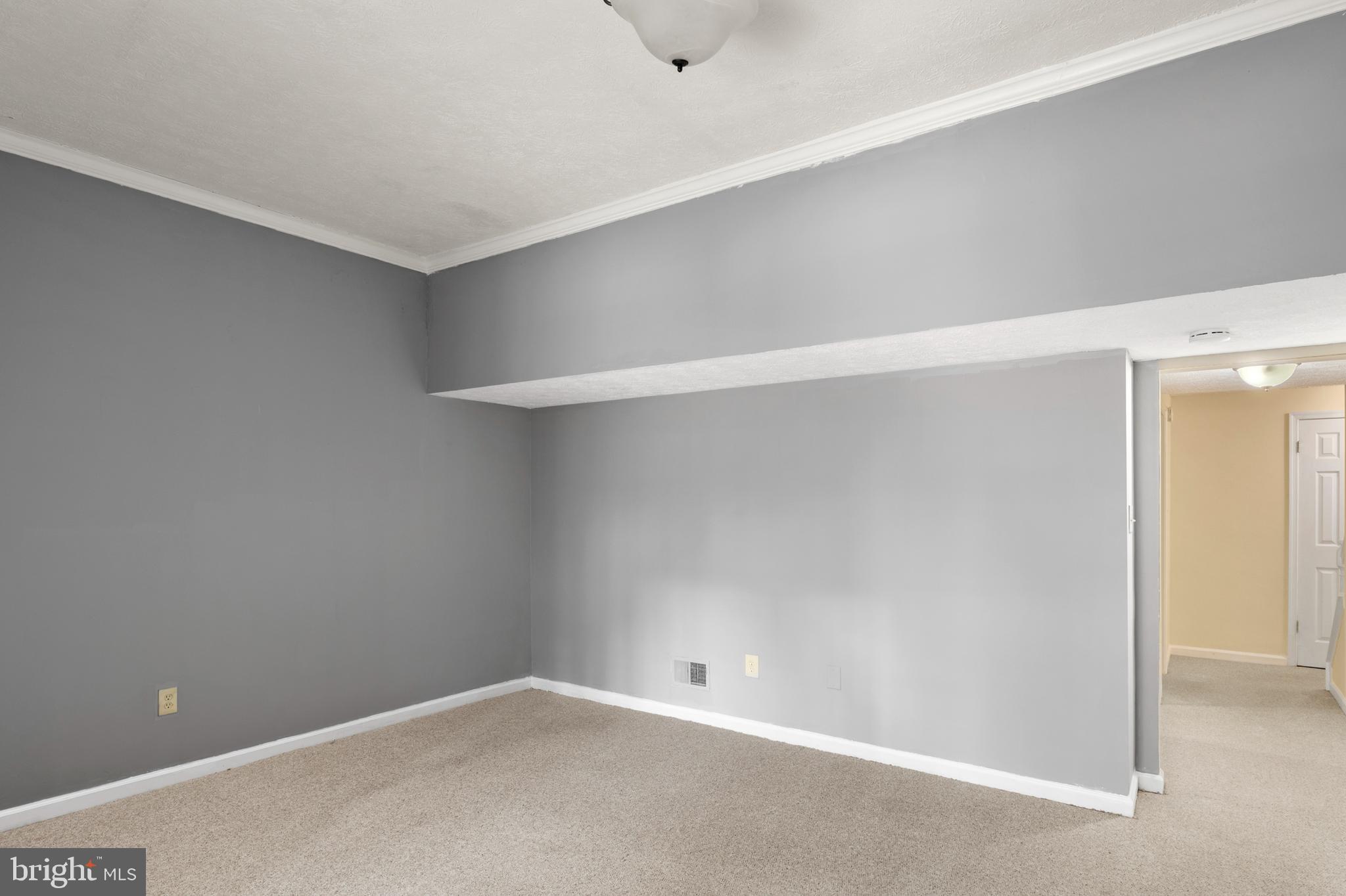 KINGS MEADE - Residential