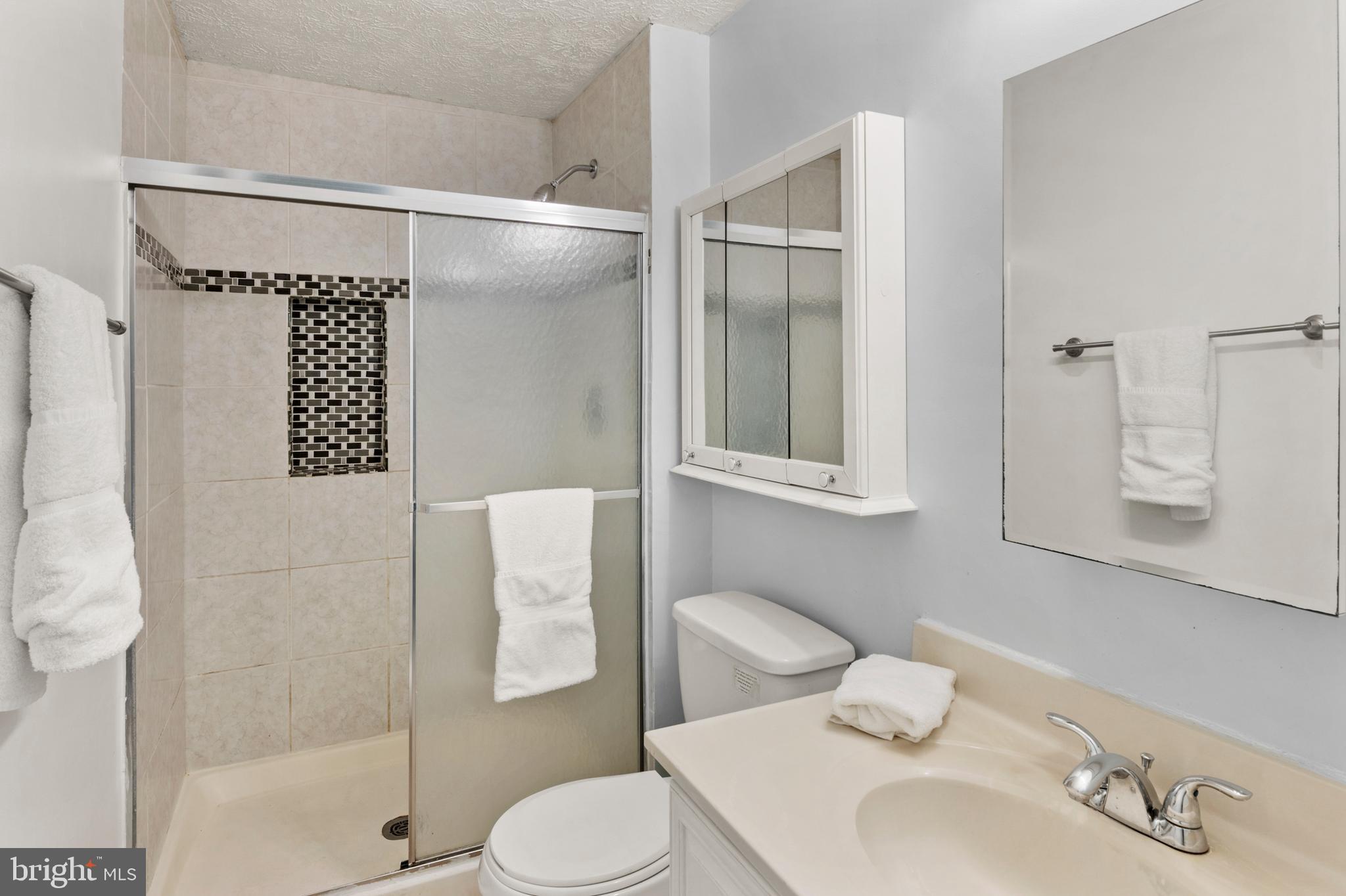 KINGS MEADE - Residential