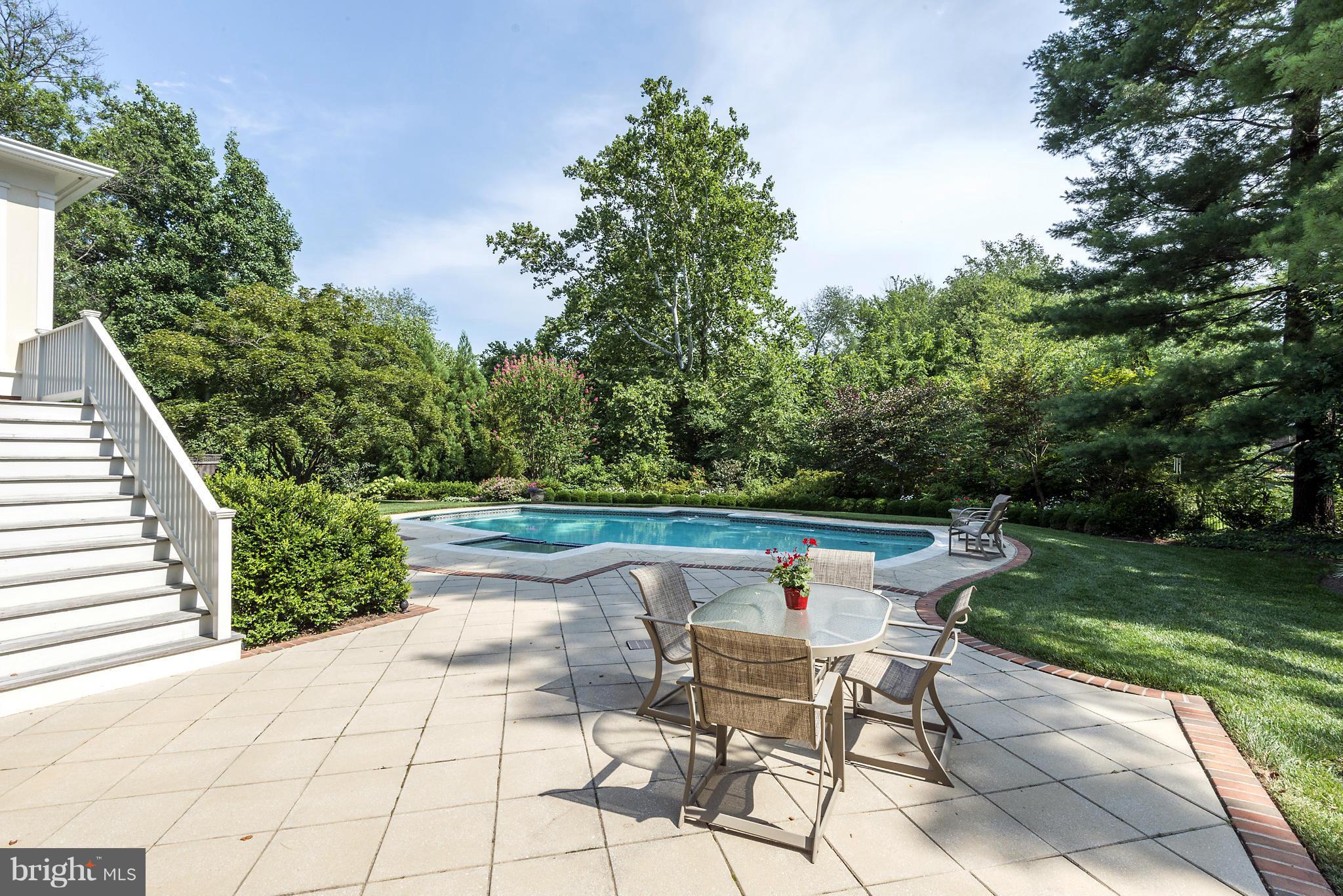 OLDE SWINKS MILL ESTATES - Residential