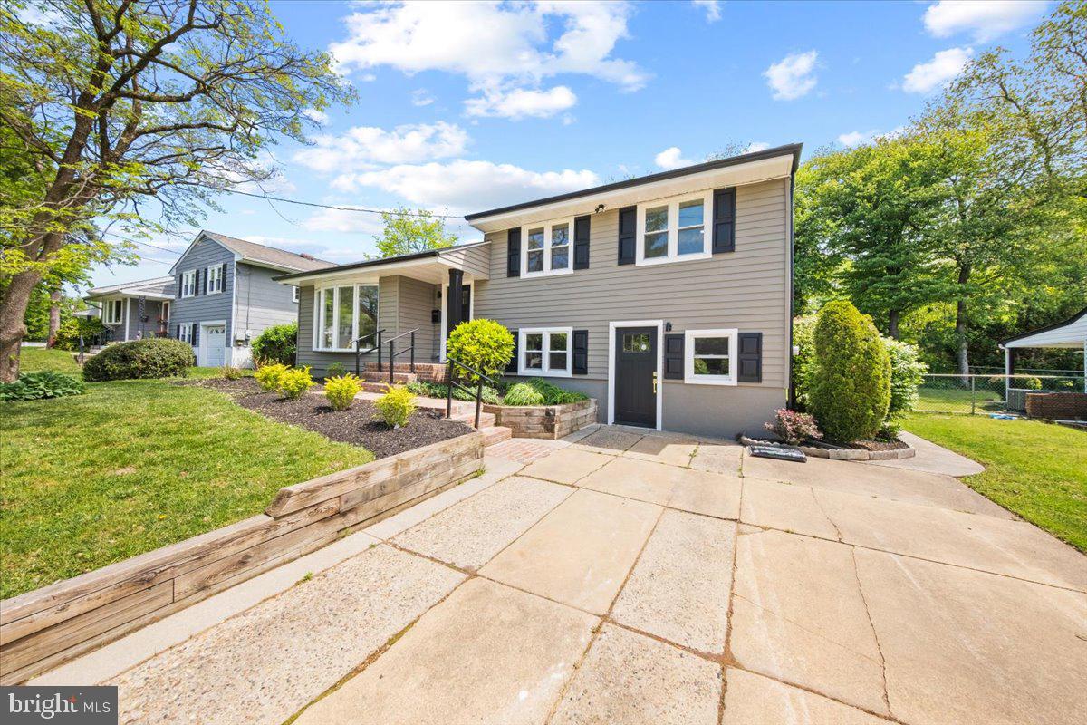 153 VALLEY RUN DRIVE