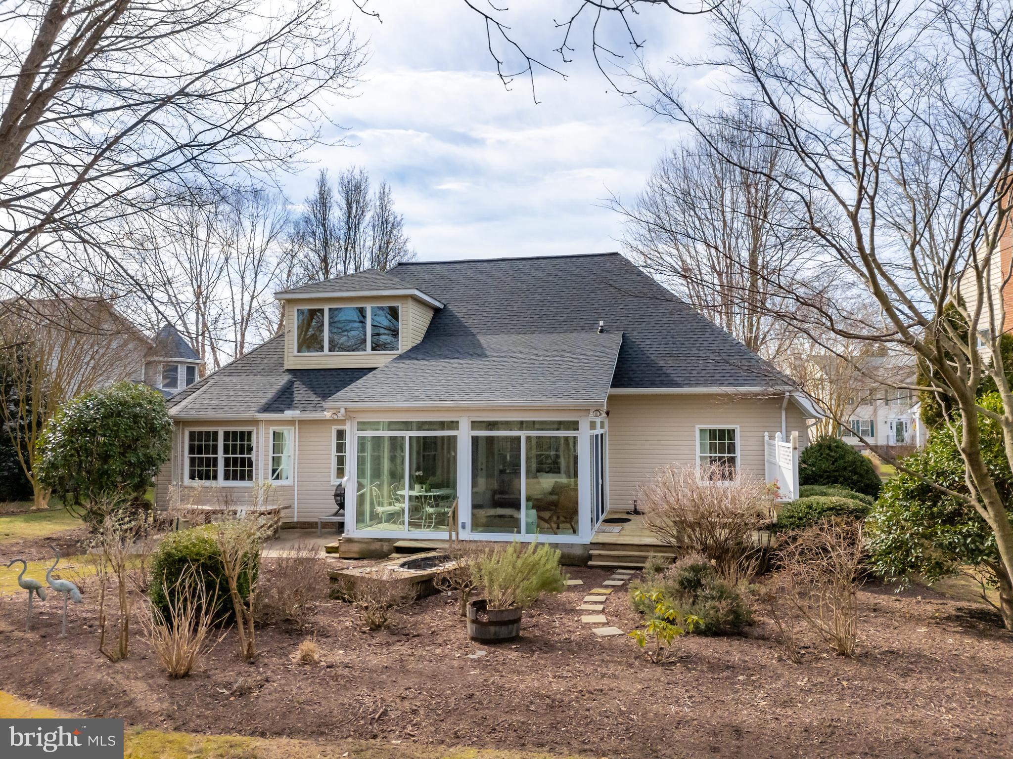 PAPERMILL XING - Residential