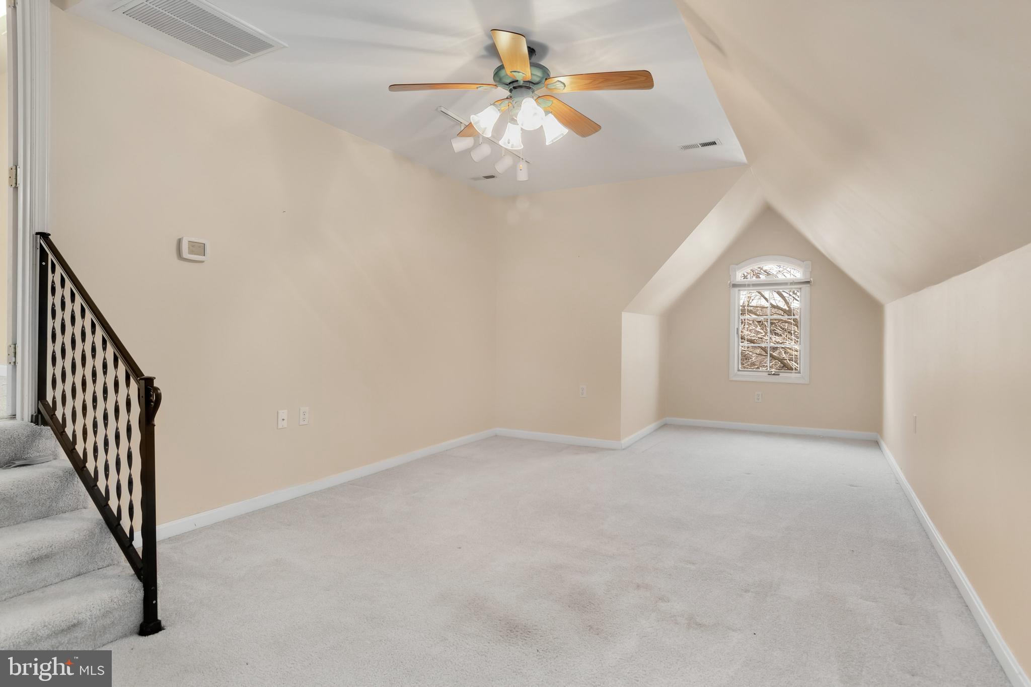 PAPERMILL XING - Residential