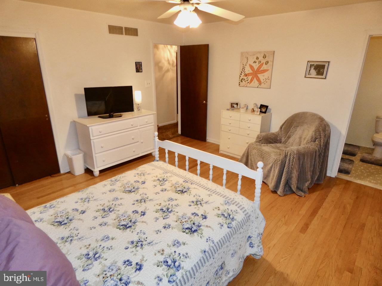 VAN DYKE VILLAGE - Residential