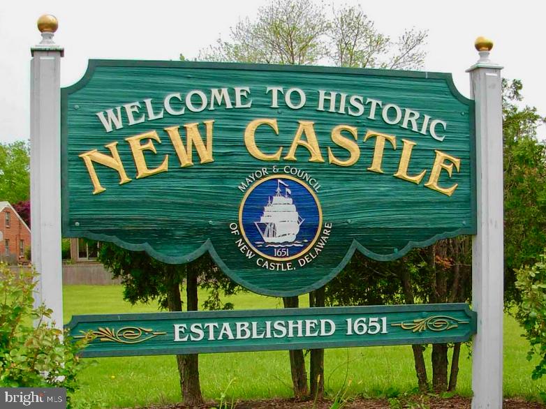 VAN DYKE VILLAGE - Residential