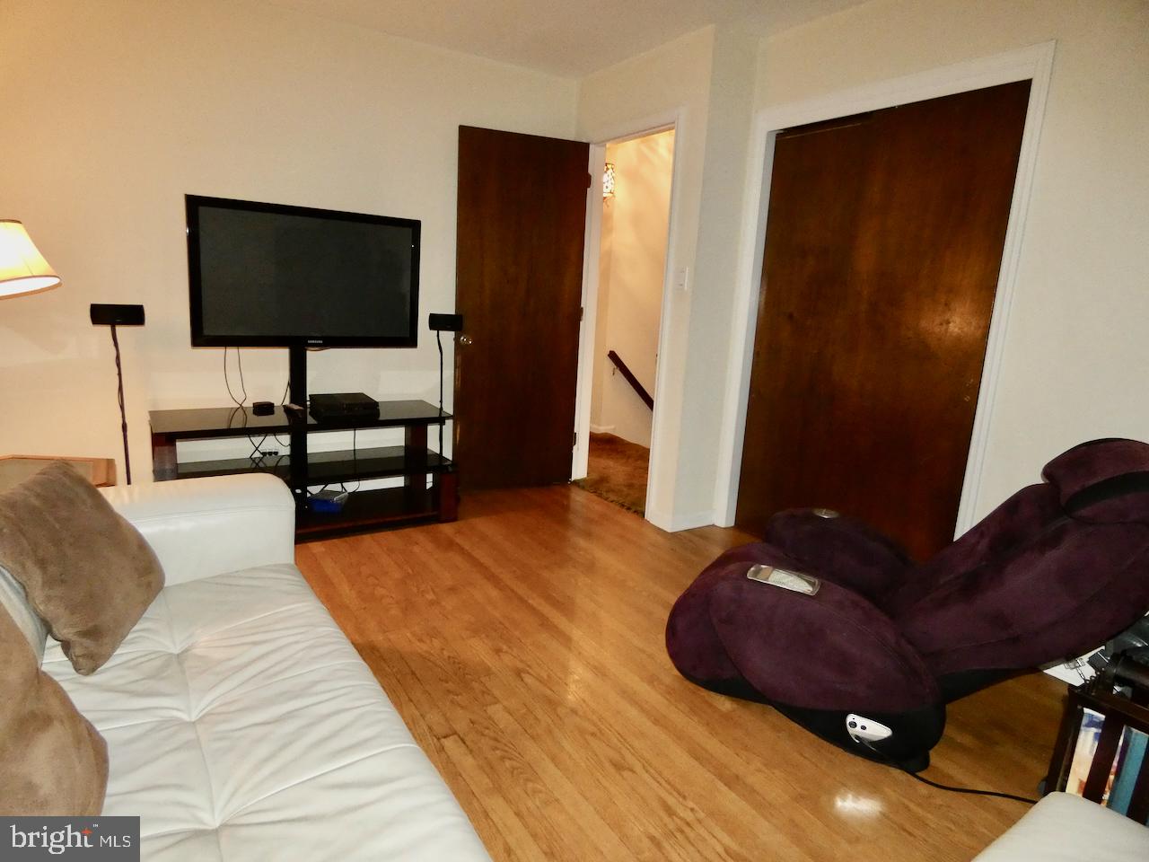 VAN DYKE VILLAGE - Residential