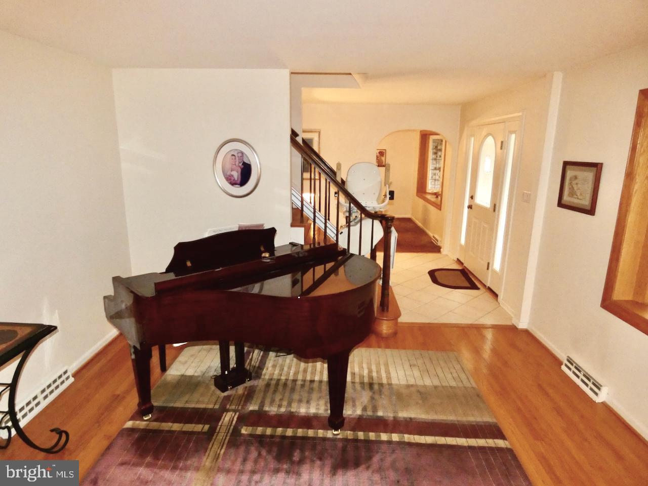 VAN DYKE VILLAGE - Residential