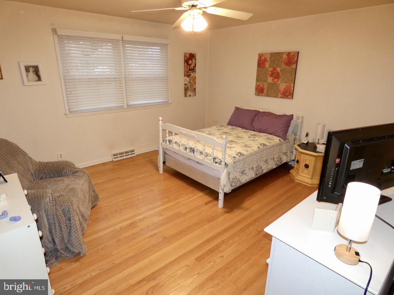 VAN DYKE VILLAGE - Residential