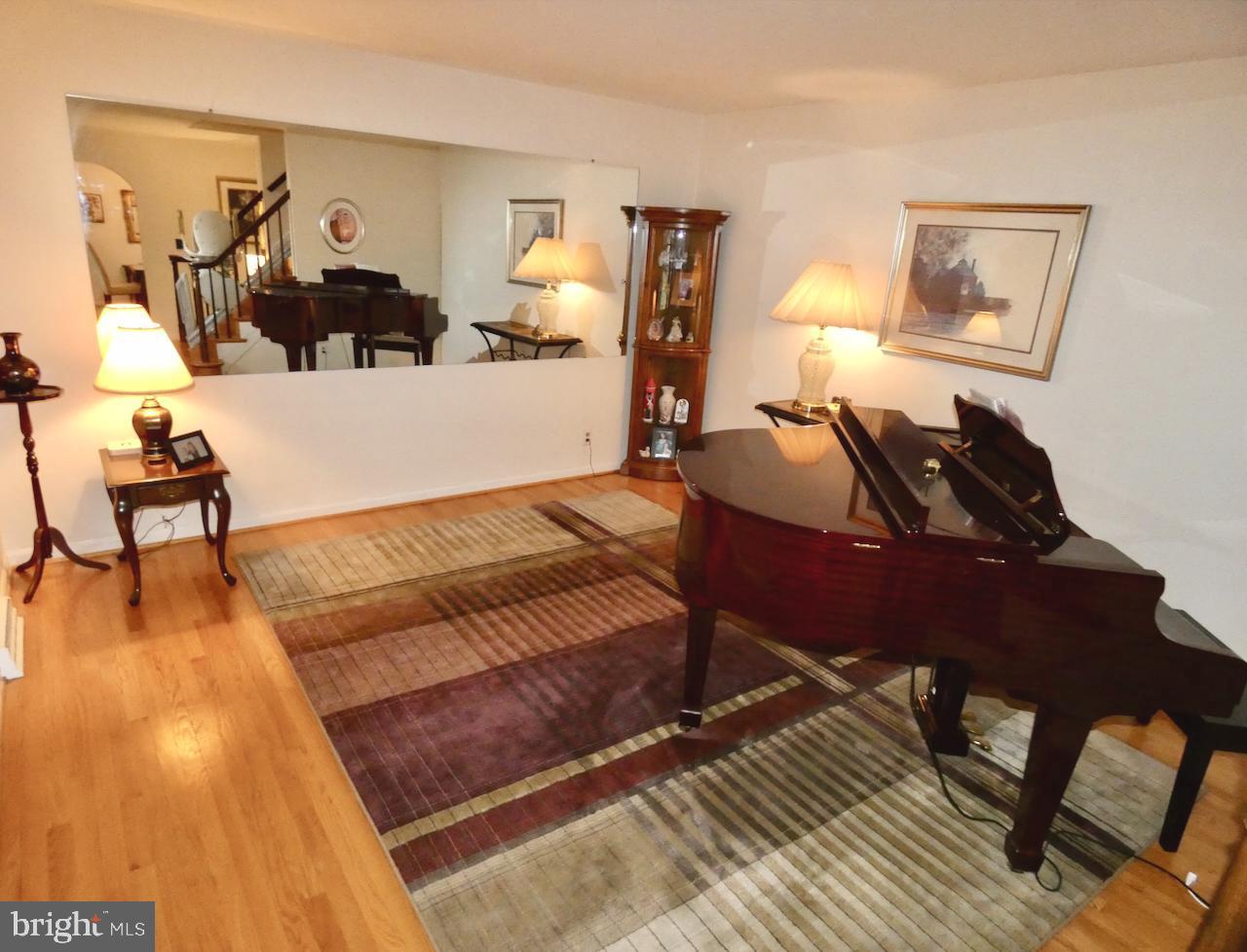 VAN DYKE VILLAGE - Residential