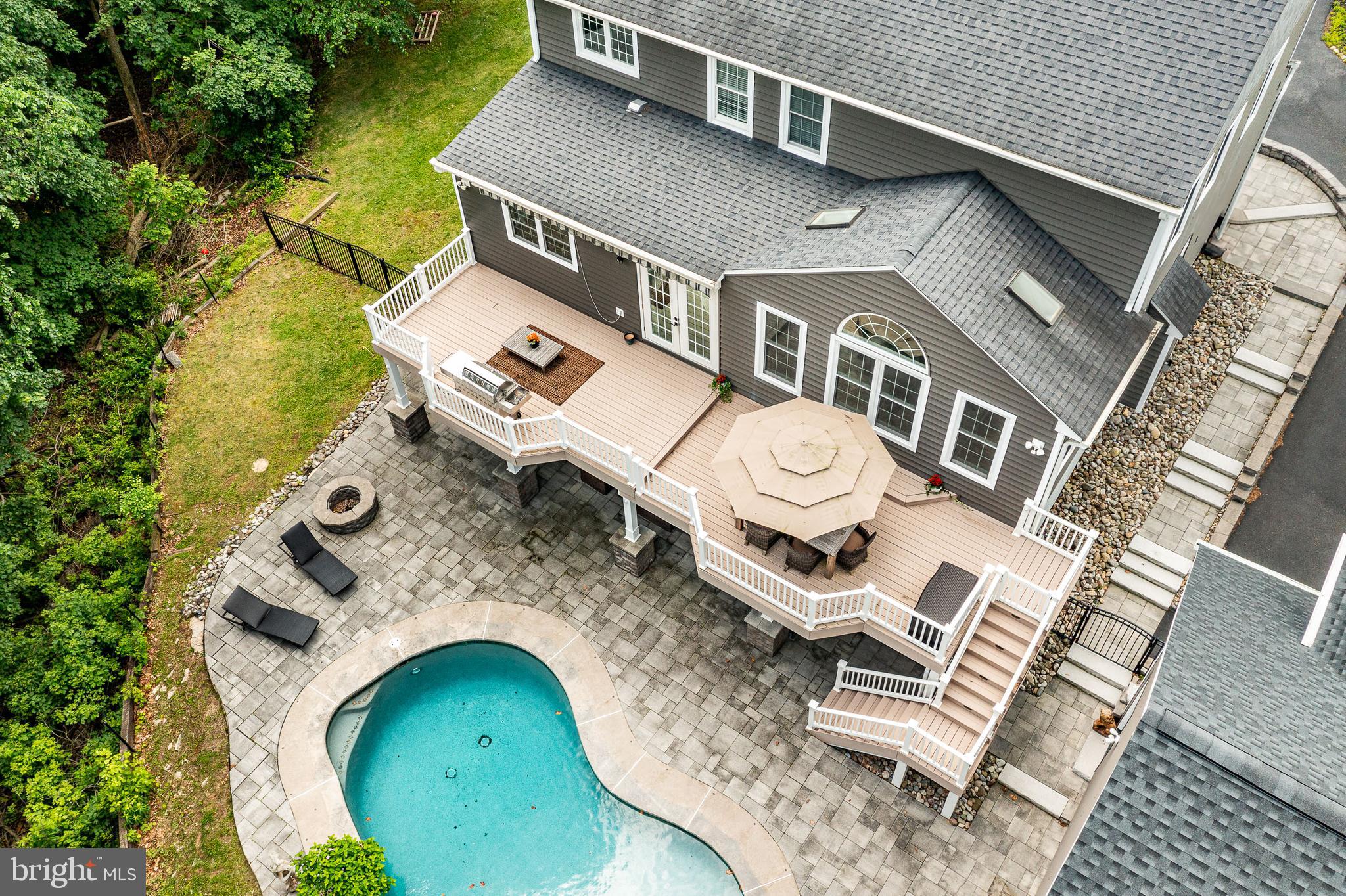 THE COLONY - Residential