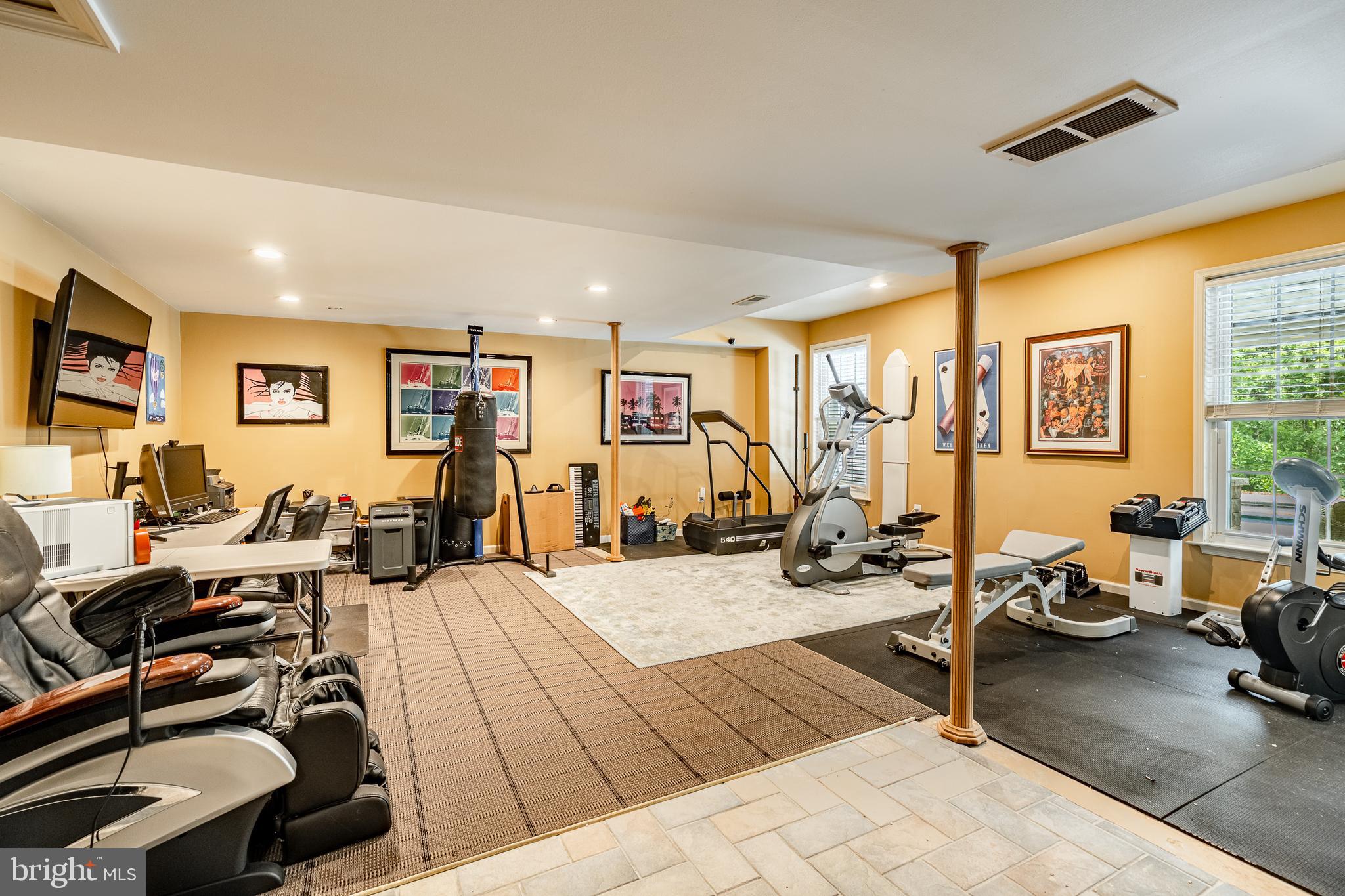 THE COLONY - Residential