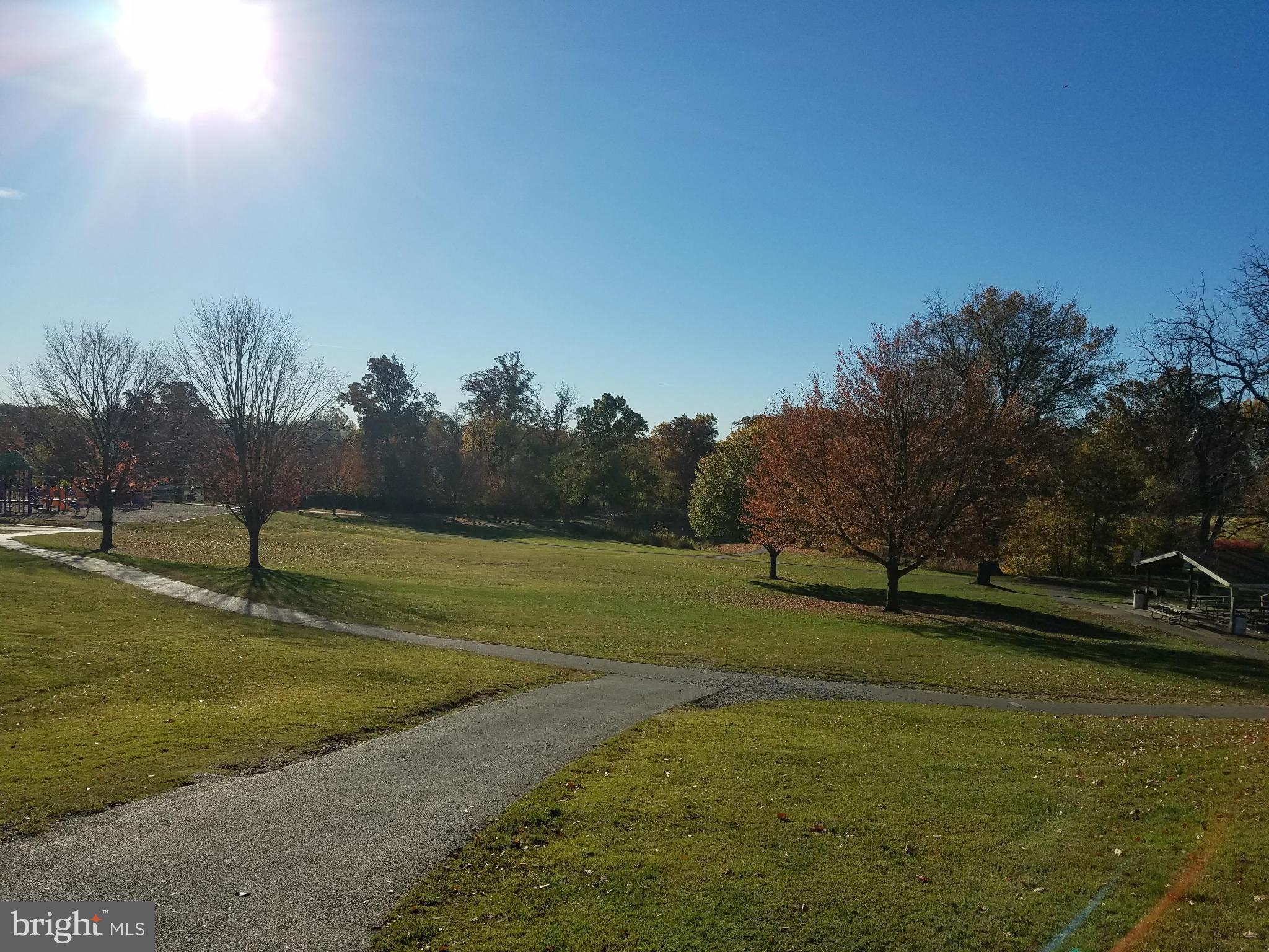 SUMMIT HALL RESERVE - Residential Lease