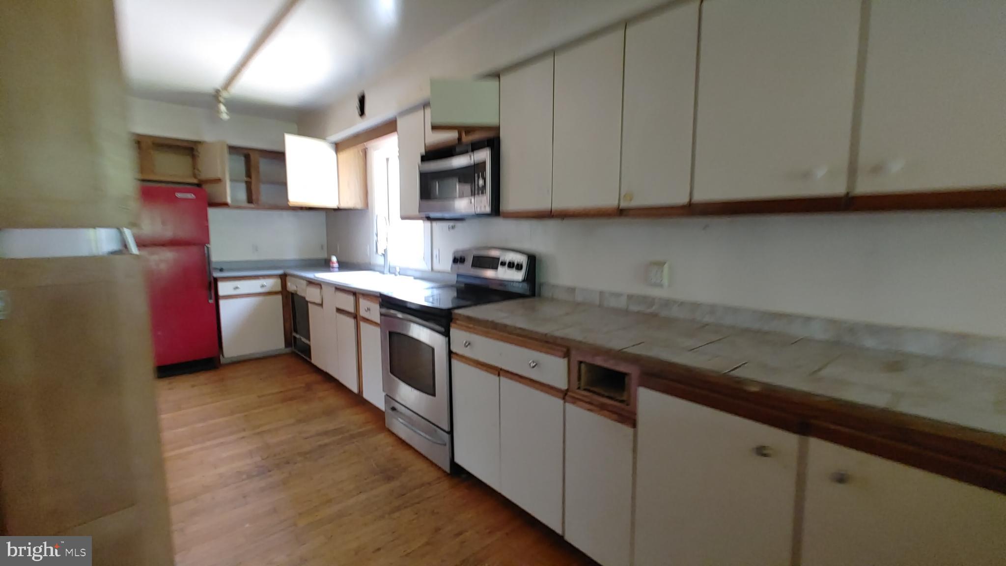 SHADY SIDE - Residential