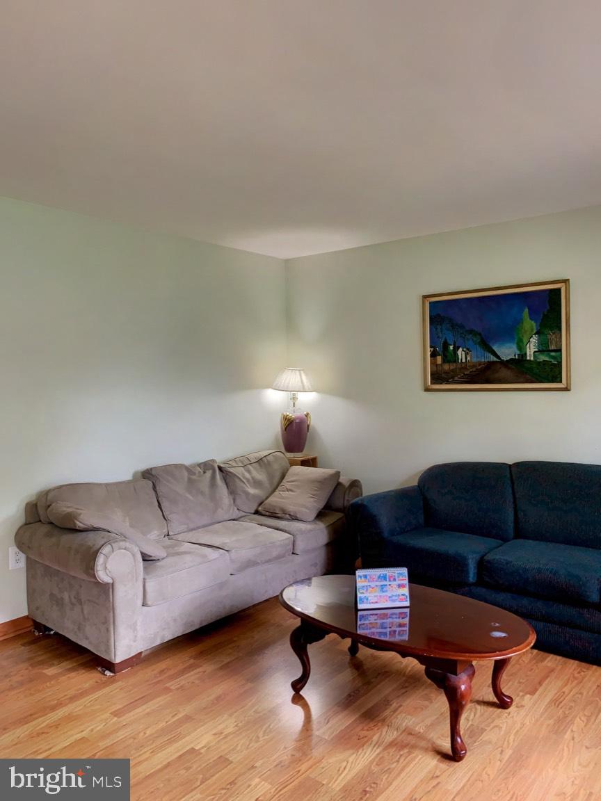 YORKSHIRE PARK - Residential