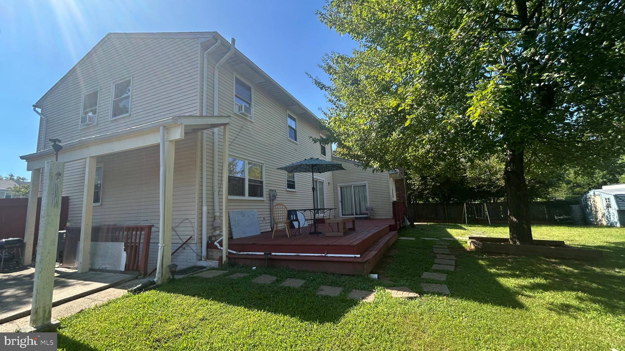 8522 STONEWALL ROAD