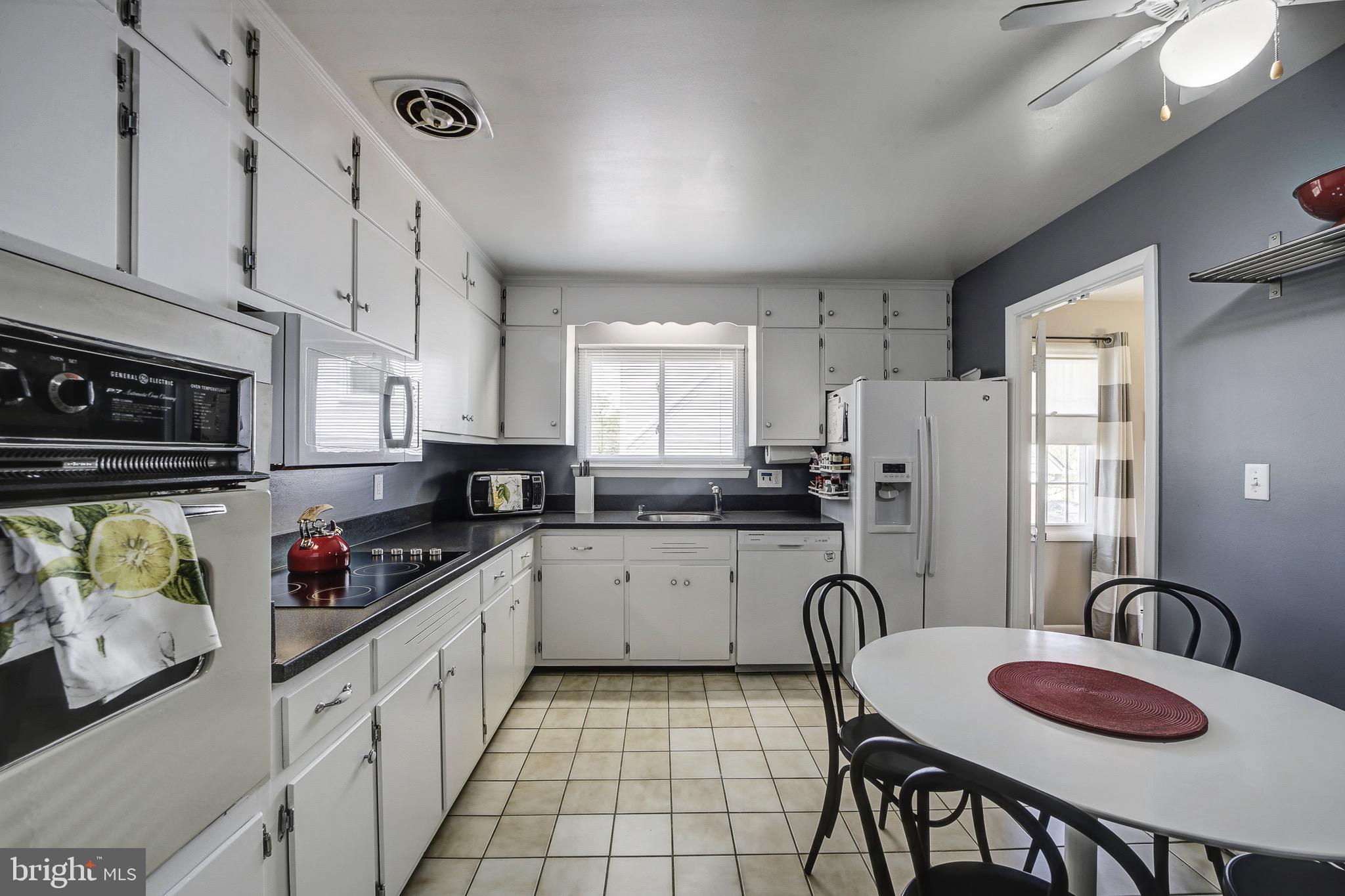 GEORGETOWN VILLAGE - Residential