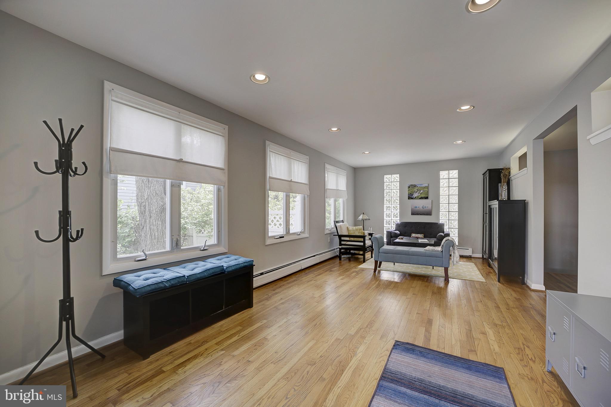 GEORGETOWN VILLAGE - Residential