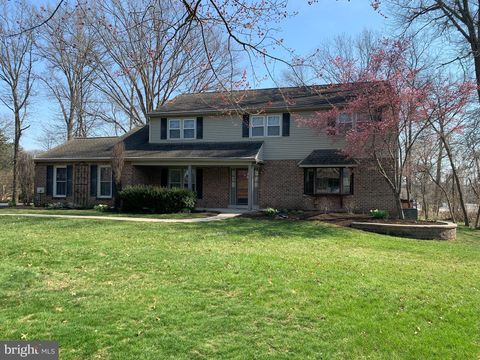 Homes For Sale - 1465 Candlebrook Drive<br/> Montgomery County, DRESHER, PA 19025