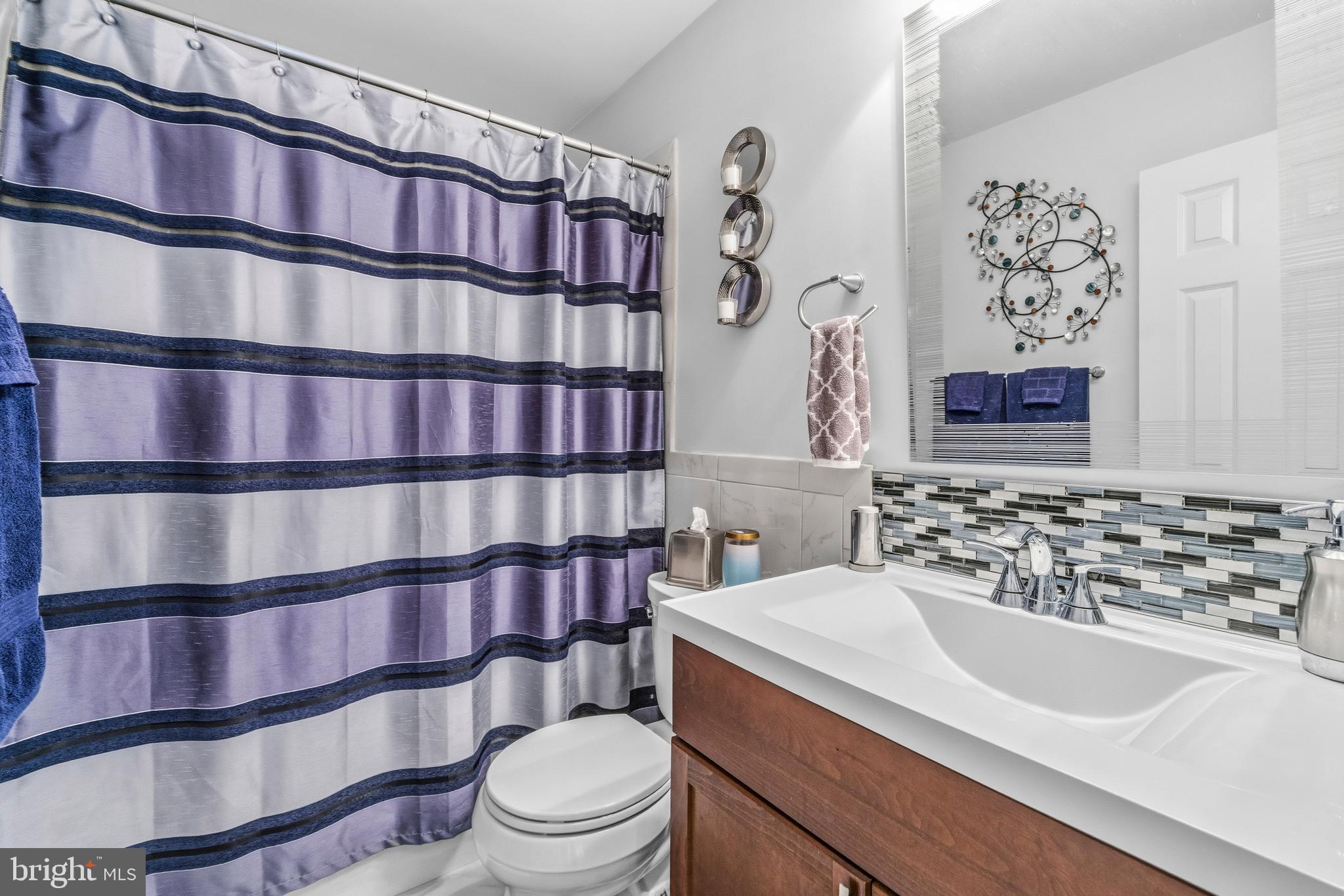 BARRINGTON OAKS - Residential